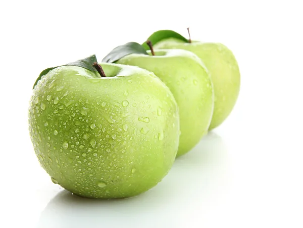 Ripe green apples with leaves isolated on white — Stock Photo, Image