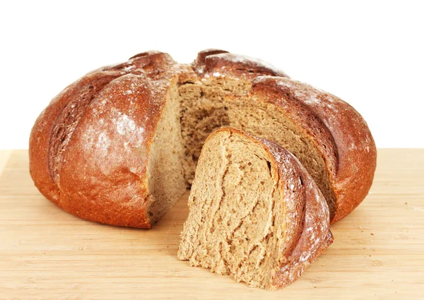 Beyaz arka plan yakın çekim ekmek dilimlenmiş — Stok fotoğraf