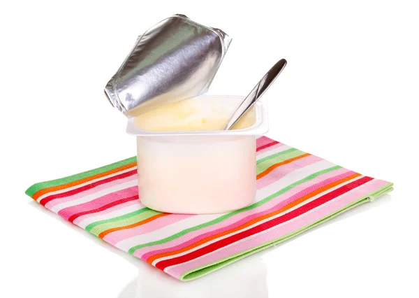 Yogur aislado en blanco — Foto de Stock