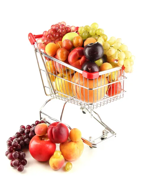 Bodegón de fruta en el carro aislado en blanco — Foto de Stock