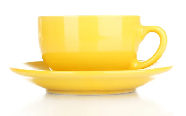 Taza amarilla y platillo aislados en blanco — Foto de Stock