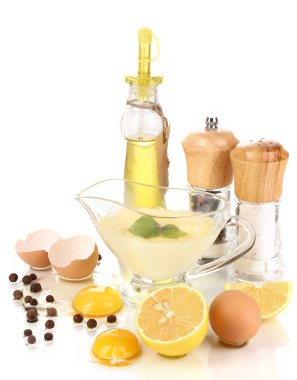 mayonez malzemeler üzerinde beyaz izole