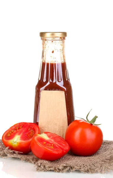 Salsa de tomate en botella aislada sobre blanco —  Fotos de Stock