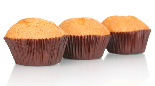 Muffin freschi isolati su bianco — Foto Stock
