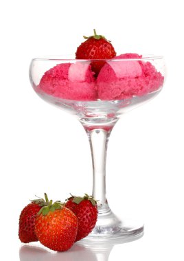 Lezzetli dondurma beyazda izole.