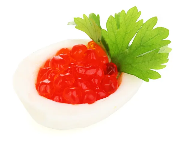 Červený kaviár, vejce, izolované na bílém — Stock fotografie