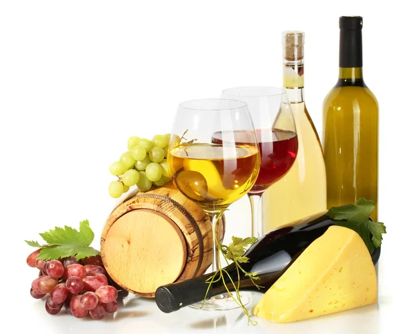 Barrel, bottles and glasses of wine, cheese and ripe grapes isolated on white — Stock Photo, Image