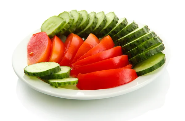 Légumes lissés sur assiette, isolés sur blanc — Photo