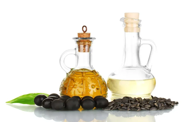 Olivový a slunečnicový olej v malé dekantéry izolovaných na bílém — Stock fotografie