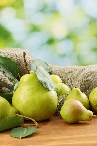 Succose pere saporite di sfondo natura — Foto Stock