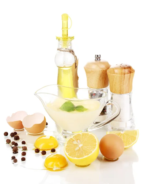 Ingredienti di maionese isolati su bianco — Foto Stock