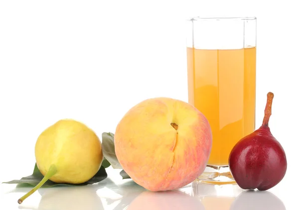 Juice with pears and peach isolated on white — Stock Photo, Image