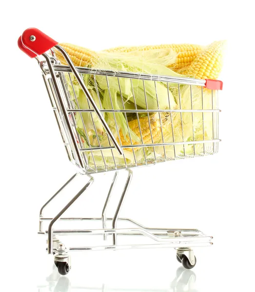 Frischer Mais im Trolley, isoliert auf weiß — Stockfoto