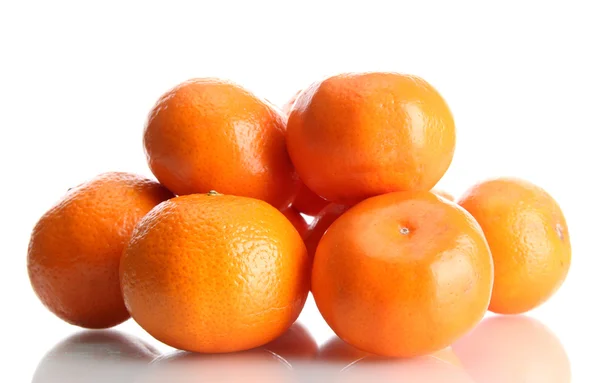Mogna mandariner isolerade på vitt — Stockfoto