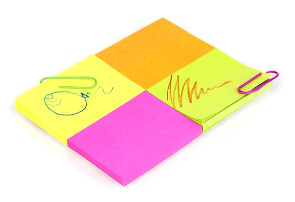 Renkli kalemler ve üzerinde beyaz izole çıkartmaları — Stok fotoğraf