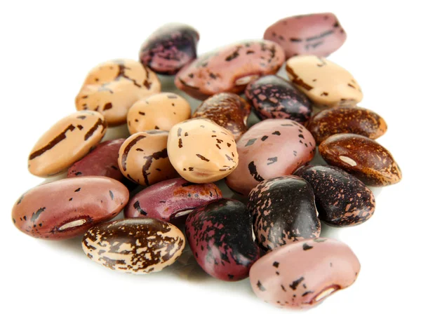 Kopec fazolí izolovaných na bílém — Stock fotografie
