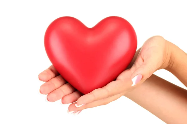 흰색 배경 클로즈업에 여자의 손에 붉은 심장 — 스톡 사진