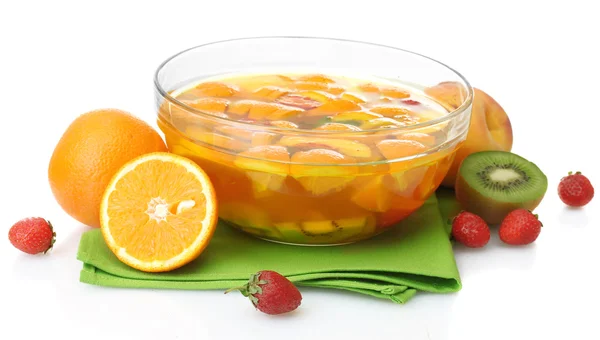 Ponche en cuenco de vidrio con frutas, aislado en blanco —  Fotos de Stock