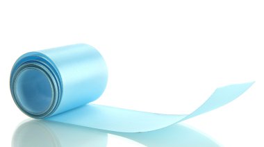 İpek kurdele, üzerinde beyaz izole