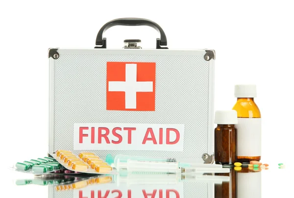 Caja de primeros auxilios, aislada en blanco — Stockfoto