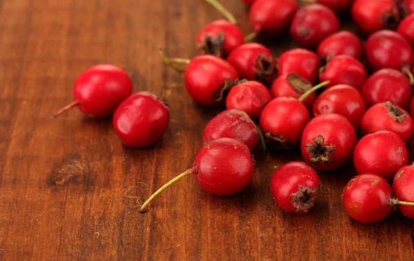 Hawthorn on wooden background close-up — Stock Photo, Image