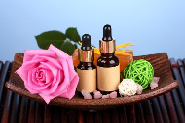 Spa ayar mavi zemin üzerine