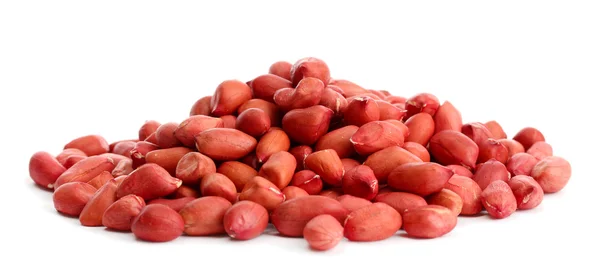 Leckere Erdnüsse, isoliert auf weiß — Stockfoto