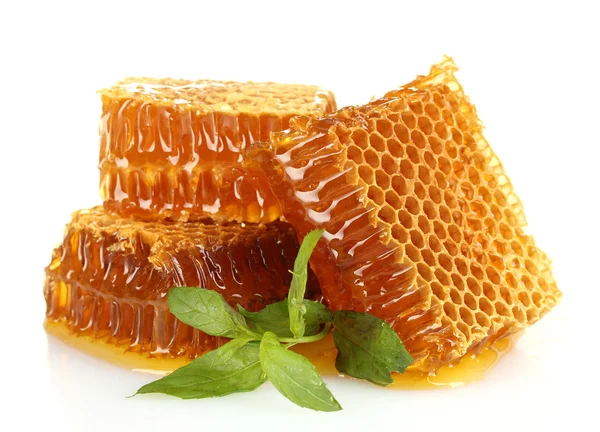 Panales dulces con menta, aislados en blanco — Foto de Stock