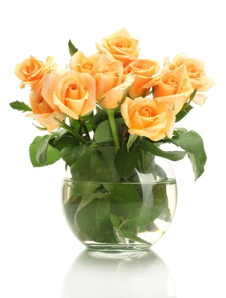 Beautiful bouquet of roses in transparent vase isolated on white — Stock Photo, Image