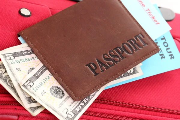 Passport and ticket on suitecase close-up — Stock Photo, Image