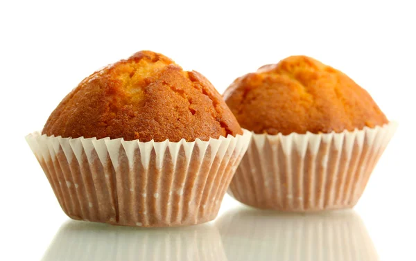 Beyaz izole lezzetli muffin kekler — Stok fotoğraf