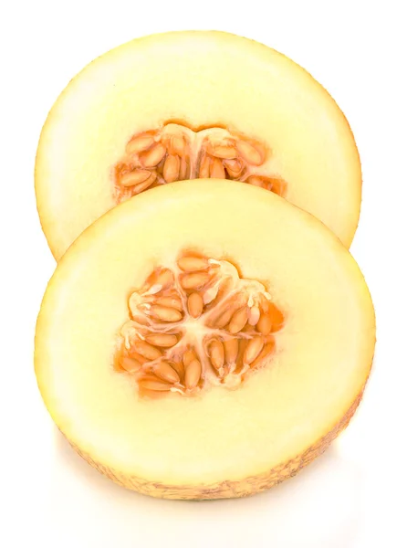 Skär mogen melon isolerad på vit — Stockfoto