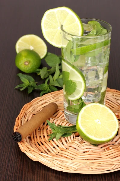 Mojito on a wooden background — Stock Photo, Image