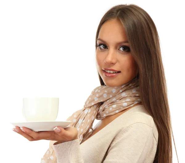 Krásná mladá žena s šálkem kávy, izolovaných na bílém — Stock fotografie