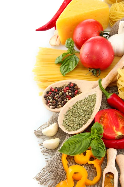 Pasta spaghetti, vegetables and spices, isolated on white — Stock Photo, Image