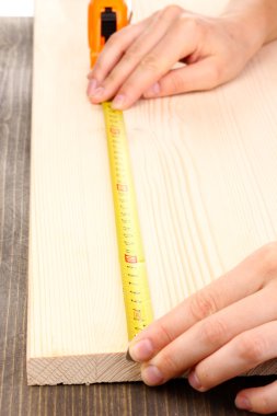 ahşap tahta yakın çekim ölçme