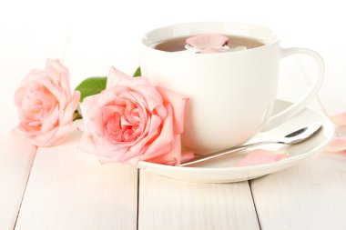 çay Güllü Beyaz ahşap tablo