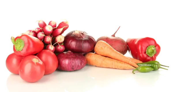 新鲜红蔬菜上白色隔离 — 图库照片