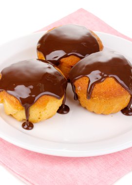 izole üzerine beyaz çikolata ile iştah açıcı cupcakes