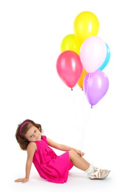 beyaz izole Balonlu güzel küçük bir kız