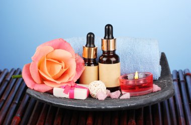 Spa ayar mavi zemin üzerine