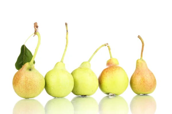 Ripe pears isolated on white — Stock Photo, Image