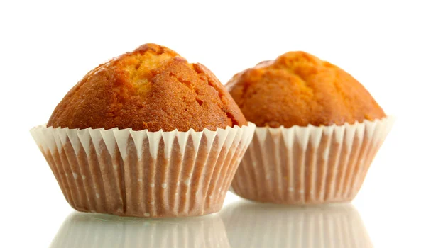 Beyaz izole lezzetli muffin kekler — Stok fotoğraf