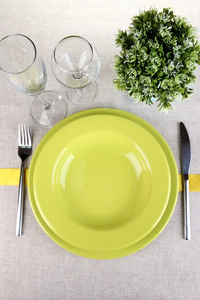 テーブル設定のお祝いテーブル — ストック写真