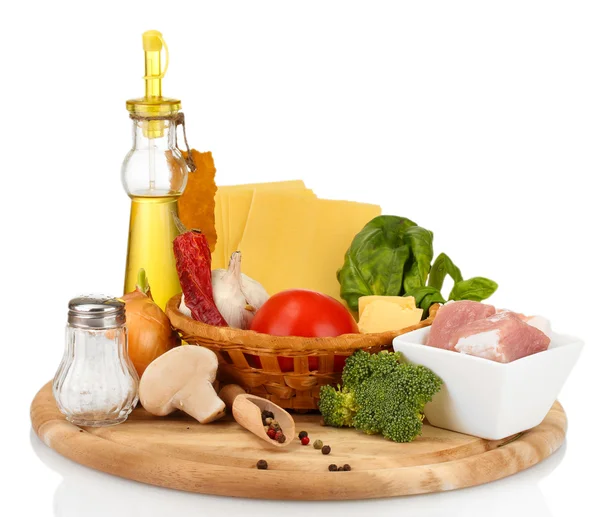 Lasaña ingredientes aislados en blanco — Foto de Stock