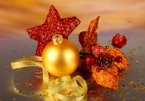 Decoração de Natal no fundo de luz — Fotografia de Stock