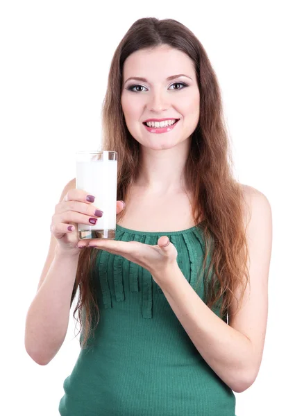 Bella donna con latte isolato su bianco — Foto Stock