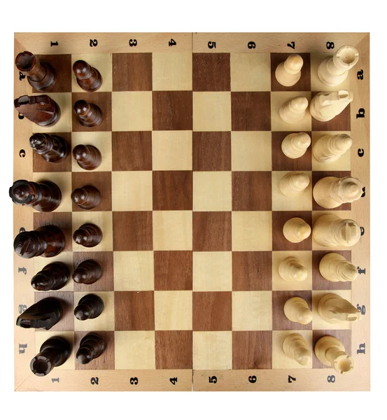 Échiquier avec pièces d'échecs isolées sur blanc — Photo