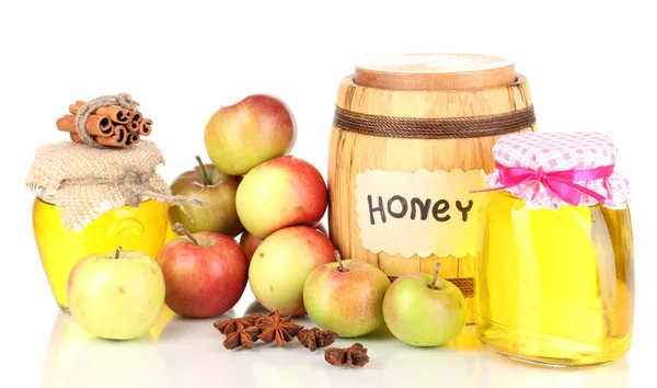 Honig und Äpfel mit Zimt isoliert auf weiß — Stockfoto