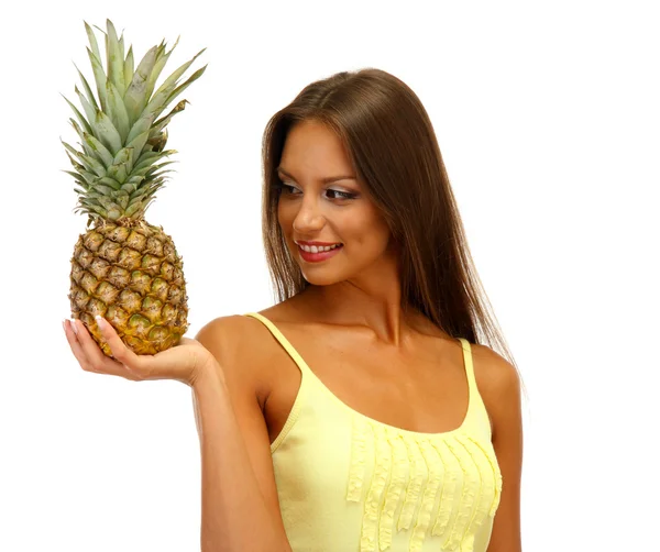 Schöne junge Frau mit Ananas, isoliert auf weiß — Stockfoto